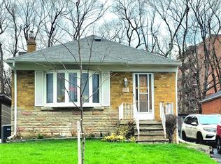 23 Rensburg Dr, Toronto, ON M1K 3A2