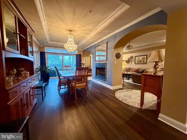 2520 Waterside Dr Unit 410, Frederick, MD 21701