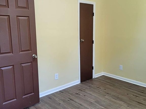 3rd image of 308 Palmer St #2-B