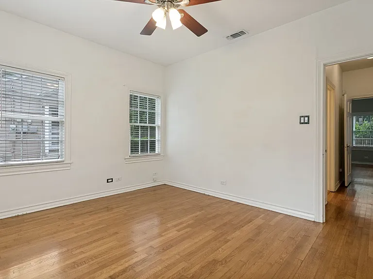 160 W Edgewood Pl — Photo 21