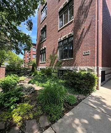 3rd image of 5121 S Kimbark Ave APT 1W
