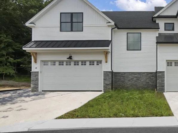 20 Village Circle #20, Guilford, CT 06437
