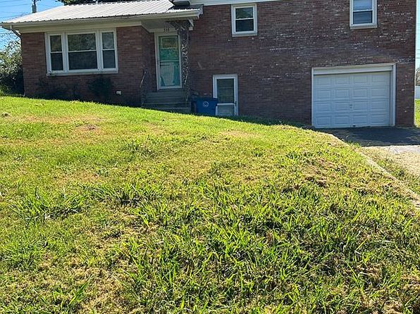 315 Green Acres Dr