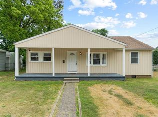 211 Brame Ave, Colonial Heights, VA 23834
