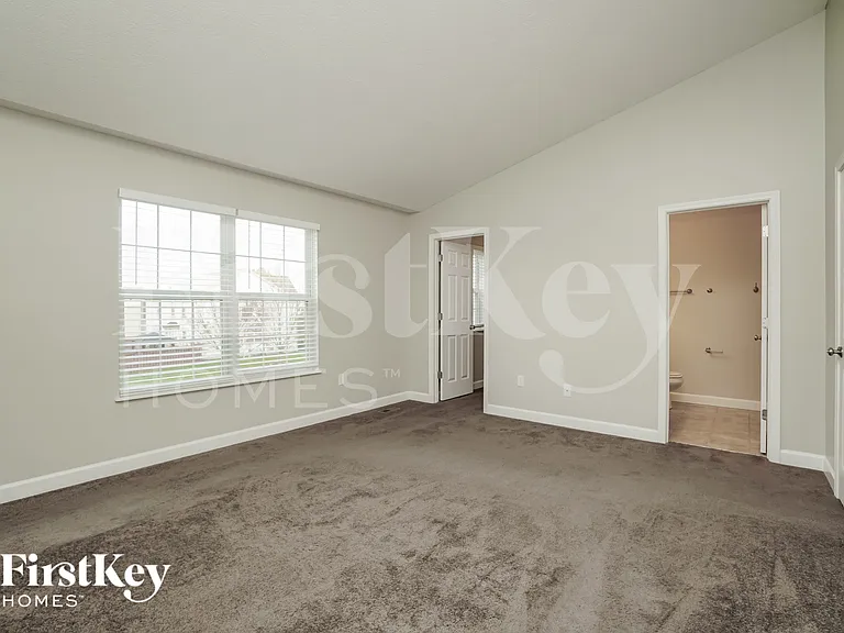 4642 Haley Way — Photo 11