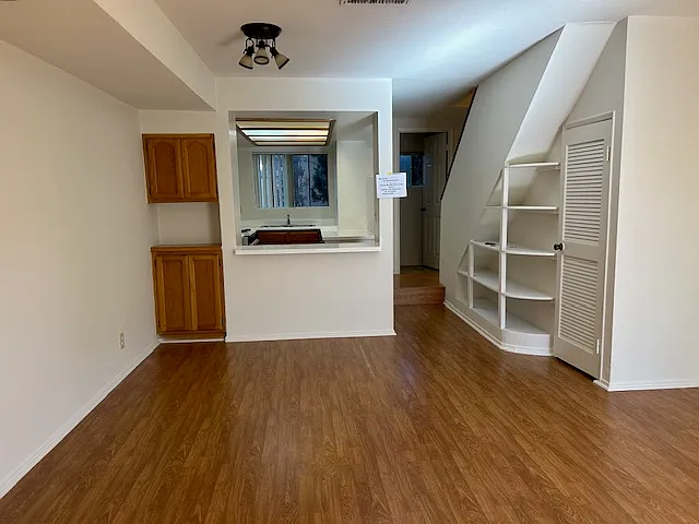 326 E Fairview Ave #2 — Photo 3