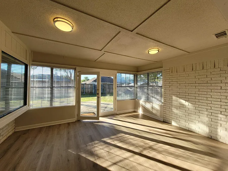 776 Santa Fe Trl — Photo 22