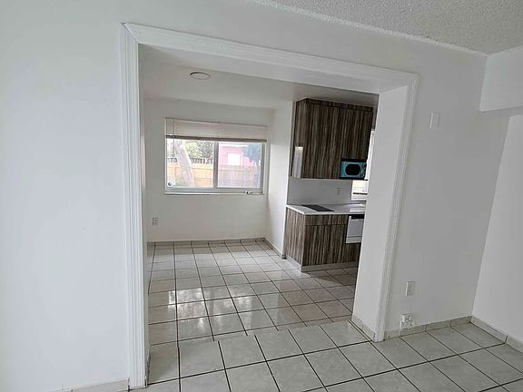5th image of 5350 E 3rd Ave
