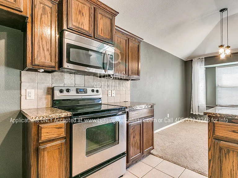 200 Tecumseh Meadows Dr — Photo 25
