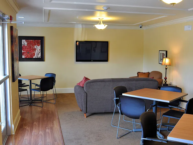 Foster Pointe — Photo 10