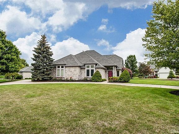 4th image of 9783 Greenside Ct