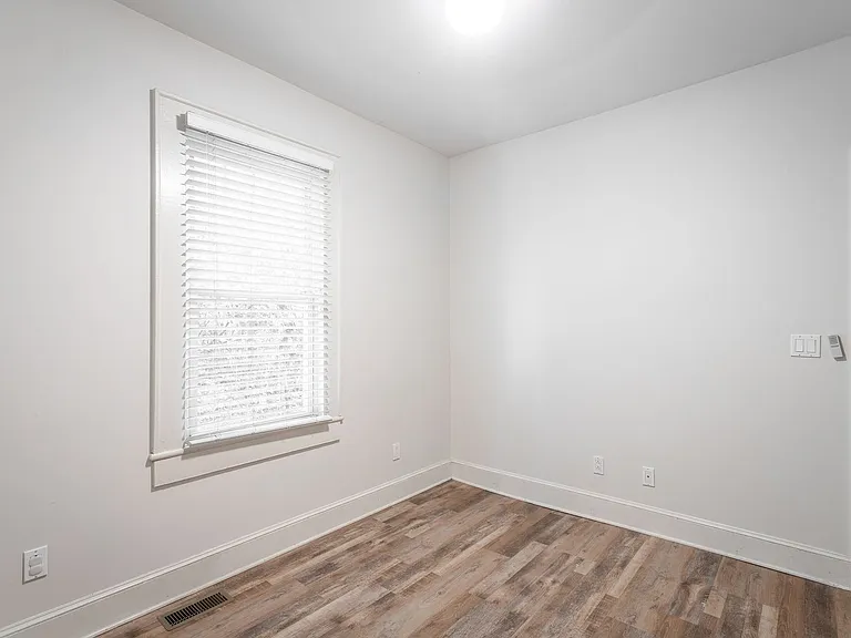 1300 Riverview Rd — Photo 25