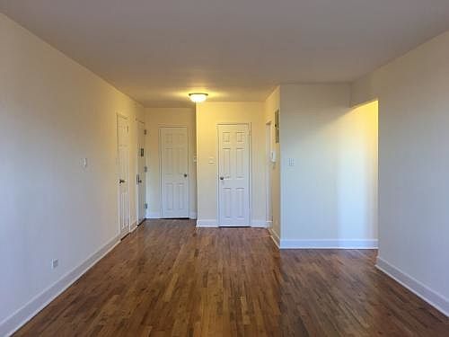 5th image of 4821 40th St APT 5B