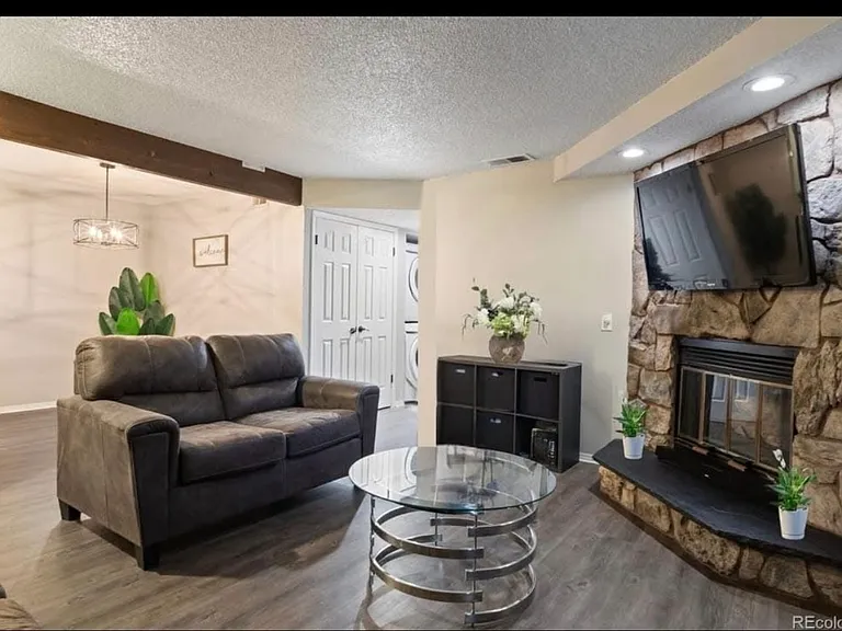 15350 E Arizona Ave #205 — Photo 3