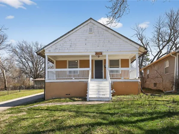 8219 Wayne Ave, Kansas City, MO 64131