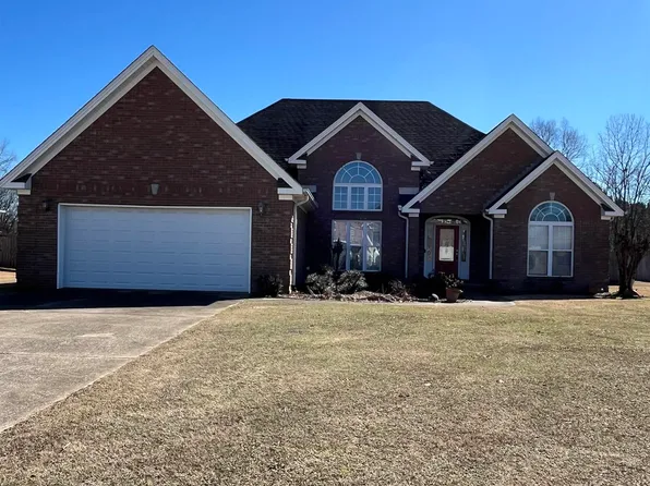 109 Pin Oak Dr, Florence, AL 35633