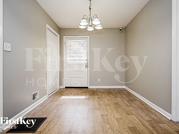 4th image of 5663 Dorsey Dr