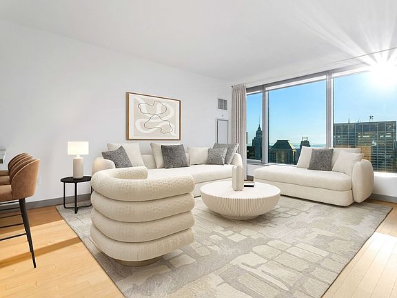 3rd image of 8 Spruce St APT 72m