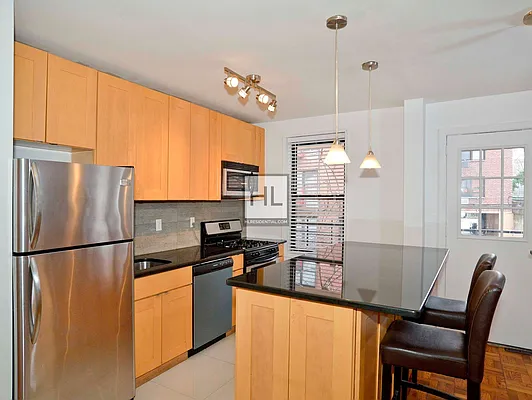 Rented by Highline Residential | media 5