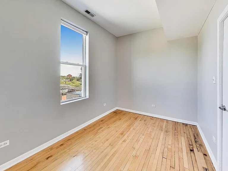 2733 N Mozart St #3 — Photo 14