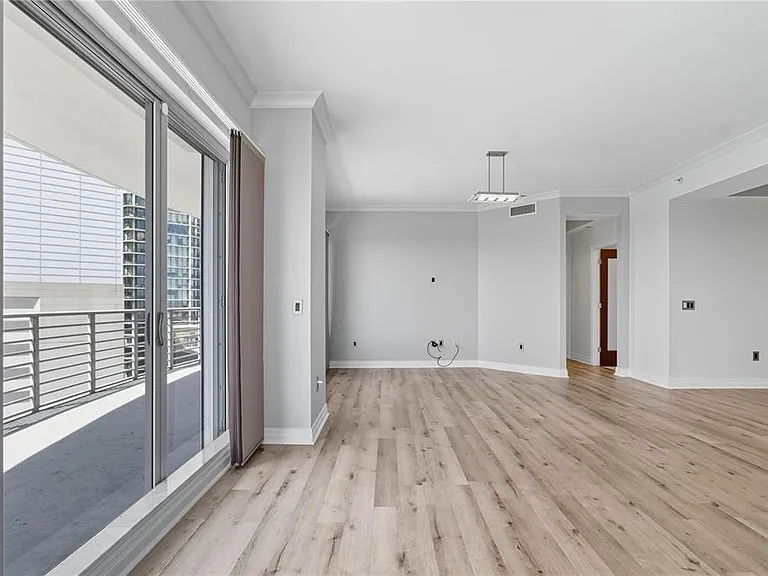 449 S 12th St #1504 — Photo 25