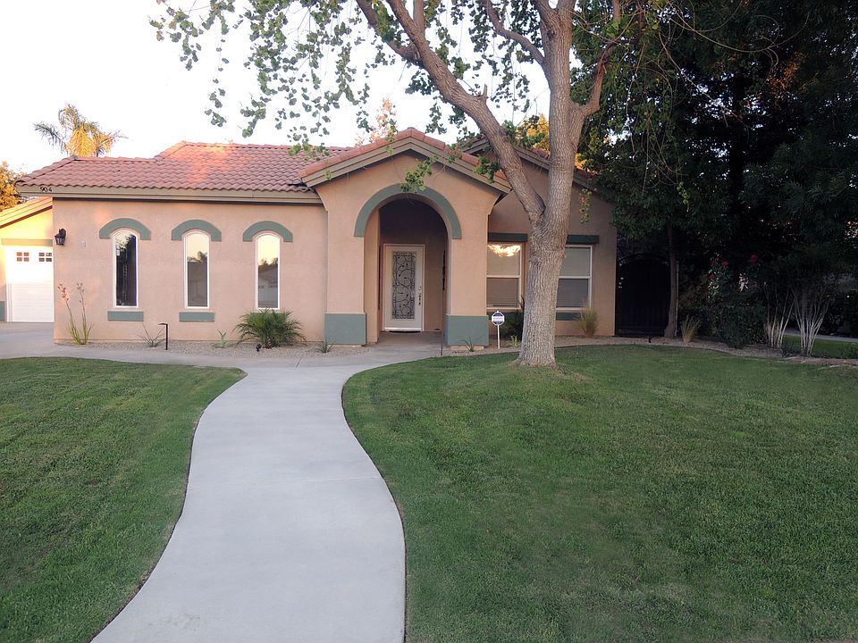 1st image of 904 Windsor Park Dr