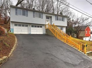 166 Rumford St, Waterbury, CT 06704