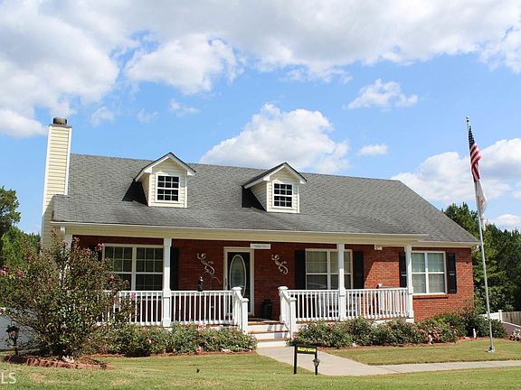 4th image of 27 Carriage Ln