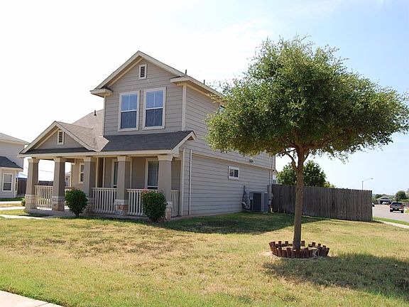 2nd image of 2401 Bluffstone Dr