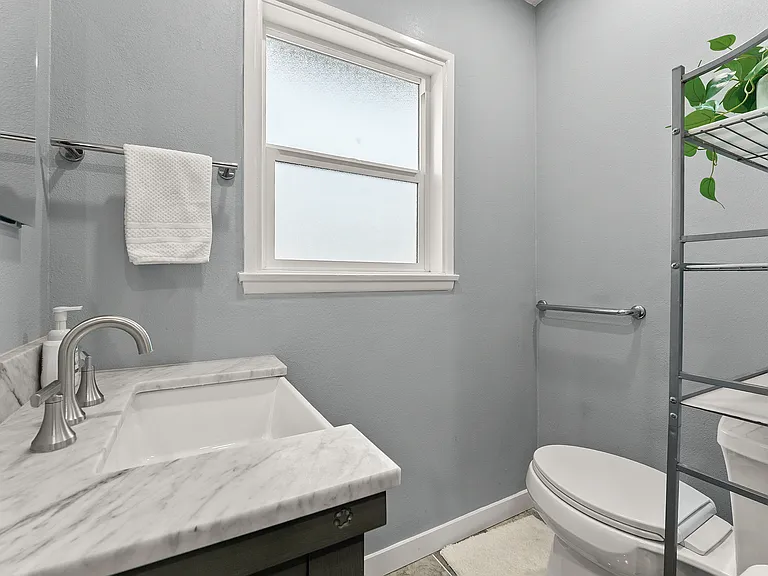 11882 Daniel Ave — Photo 14
