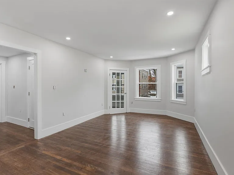 18 Ronan St #2 — Photo 7