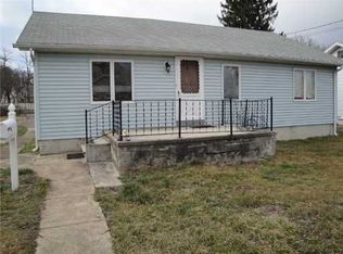 8 Oak St, East Brunswick, NJ 08816