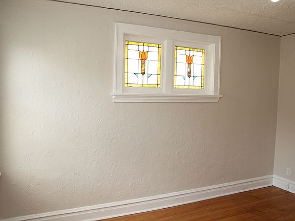3rd image of 1708 Yale Ave Floor 2