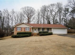 2073 Rock Creek Rd, Buford, GA 30519