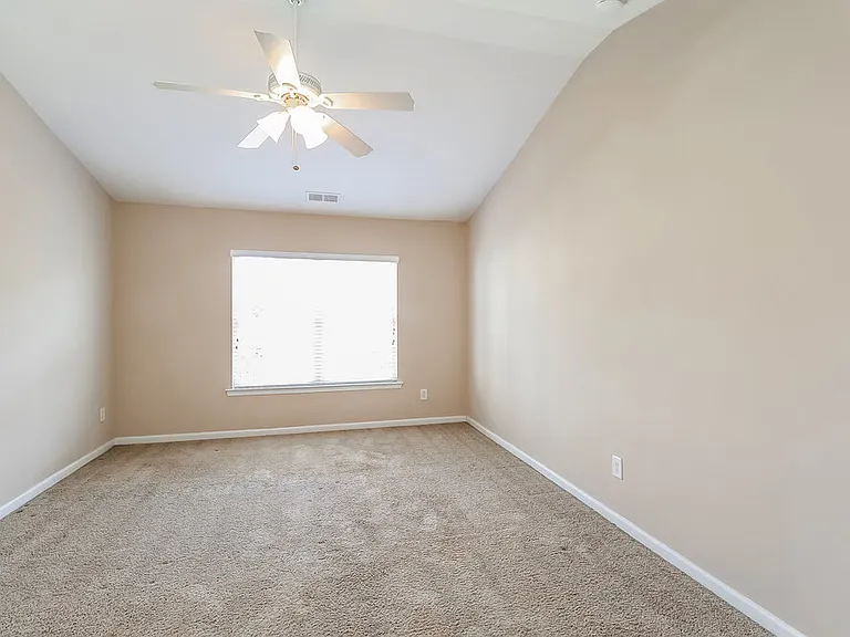 722 Hope St — Photo 10