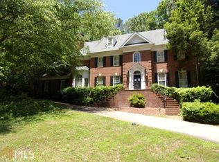 200 Aerie Ct, Sandy Springs, GA 30350