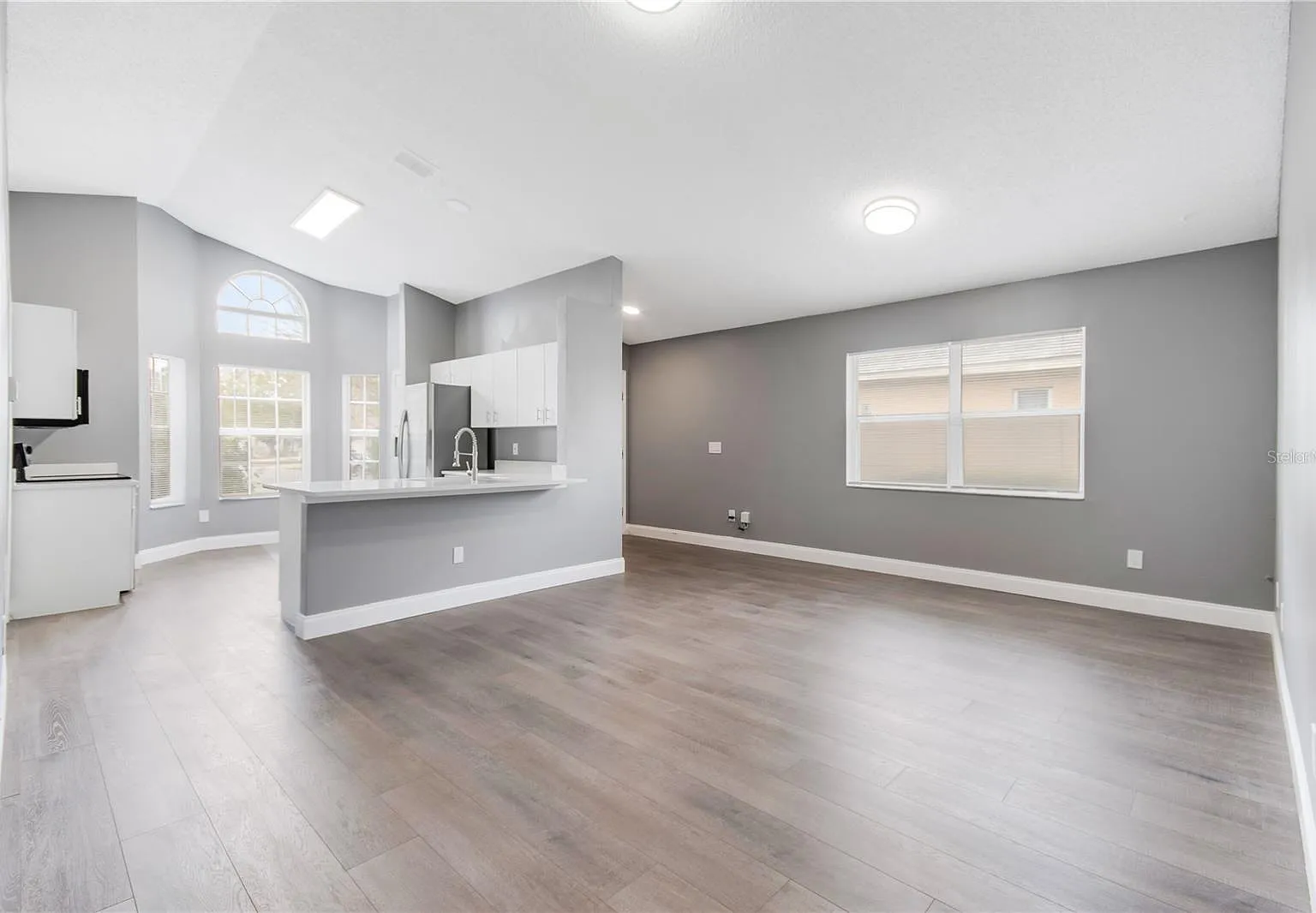 3 bed, 1488 sqft, $2,199 — Photo 2