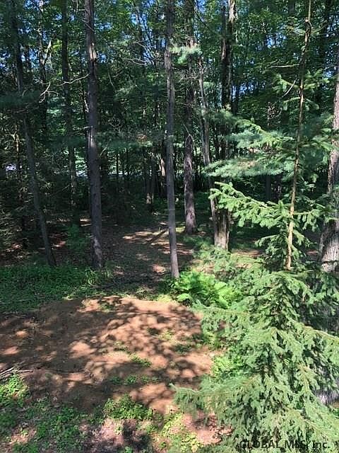 2nd image of 352 North Rd