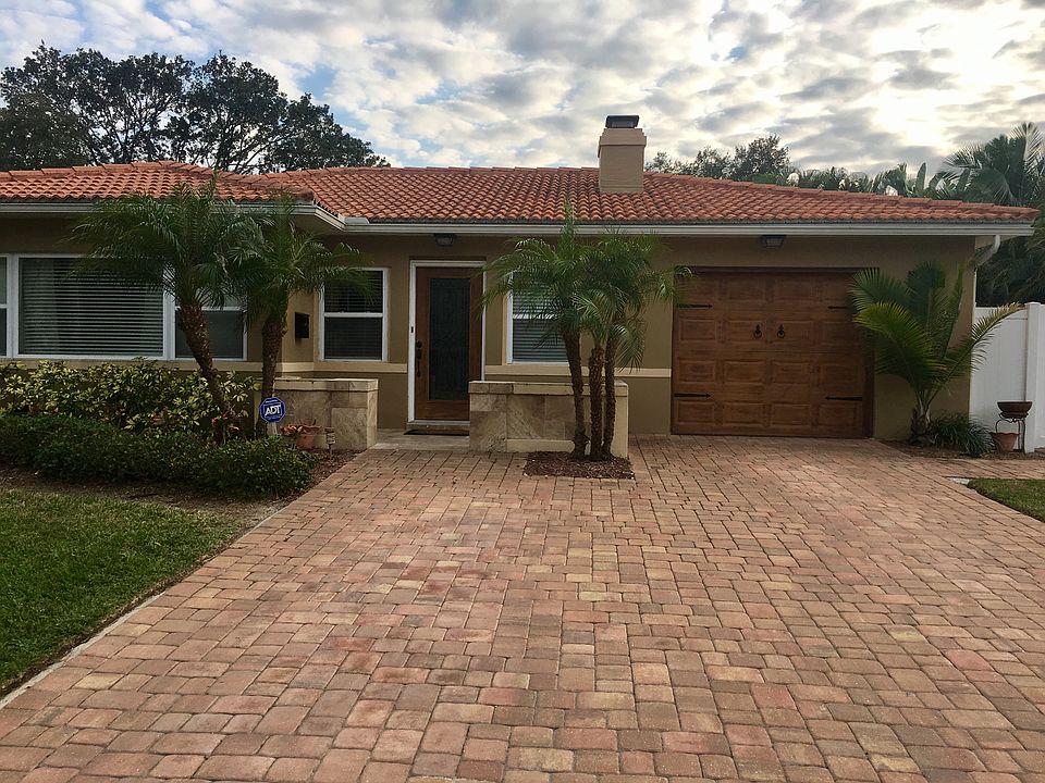 963 Snell Isle Blvd NE, Saint Petersburg, FL 33704 | Zillow