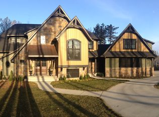 1905 Tall Pines Dr SE, Grand Rapids, MI 49546