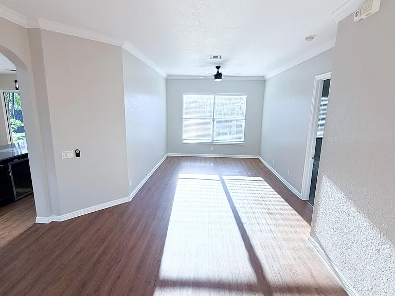 4002 SW Jarmer Rd — Photo 5