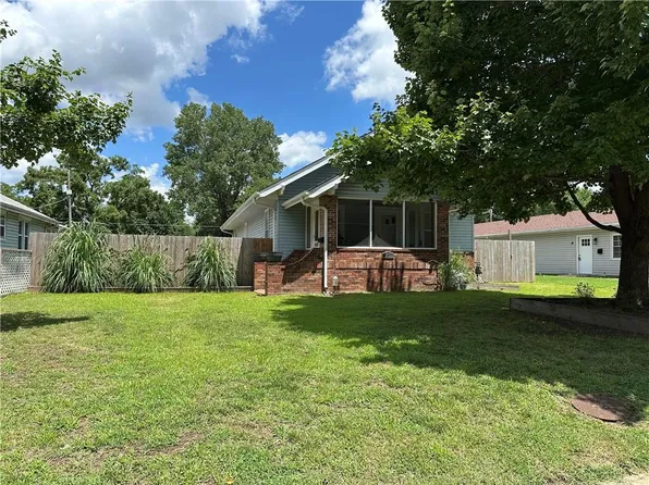 507 E Jefferson St, Pittsburg, KS 66762