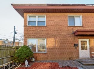 8313 Kilpatrick Ave #D, Skokie, IL 60076