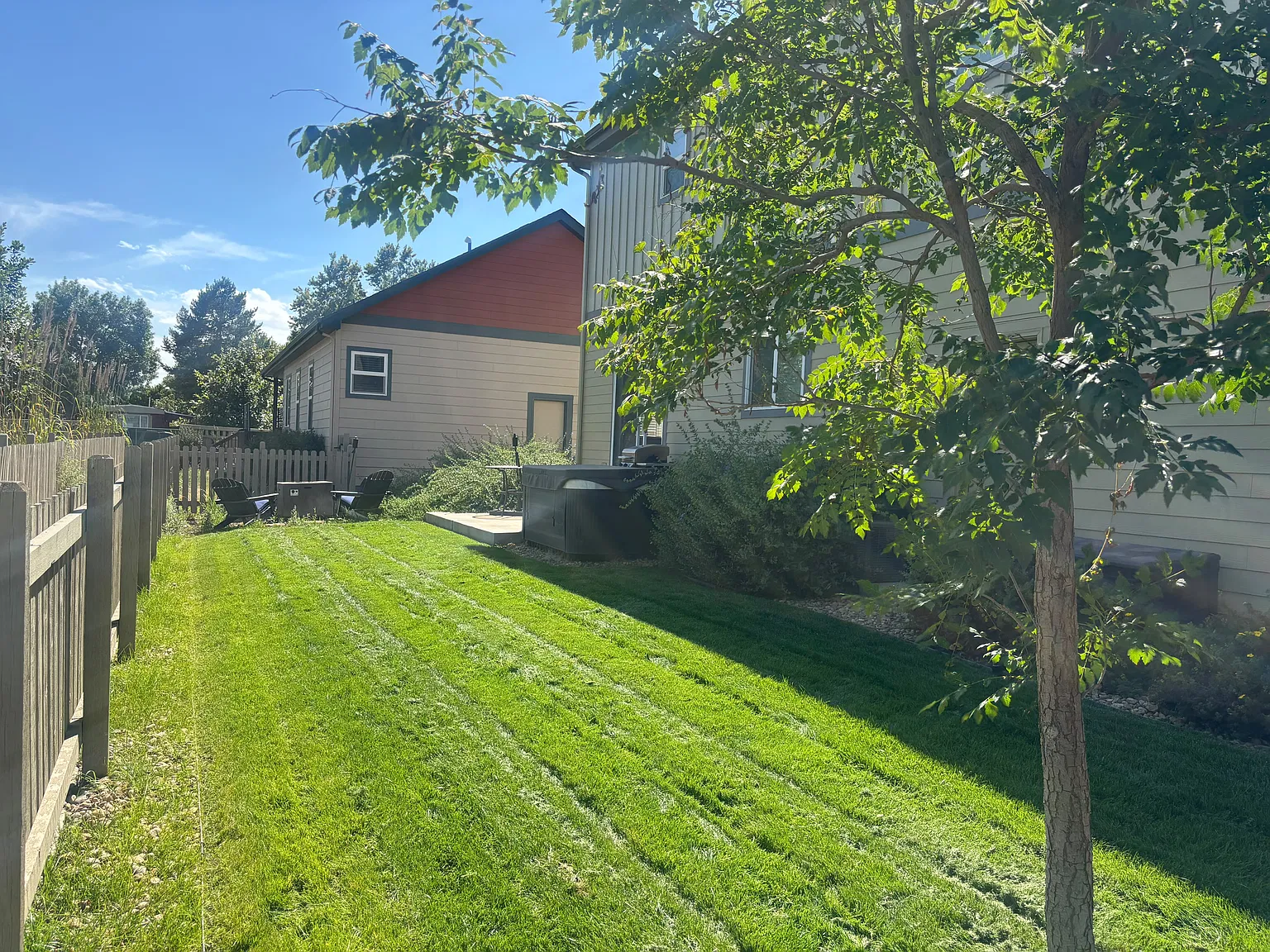 3 bed, 2.5 bath, 2377 sqft, $2,800 — Photo 2
