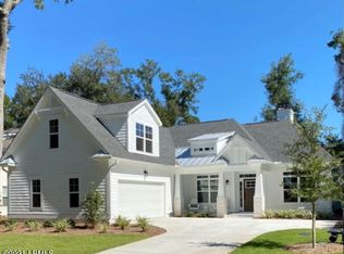 67 S Boone Rd, Saint Helena Island, SC 29920