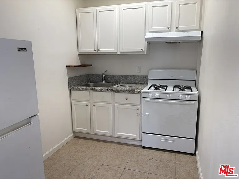 4152 Verdugo Rd — Photo 7