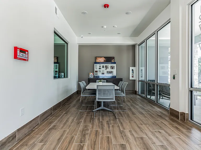 Vista at Interpark — Photo 6