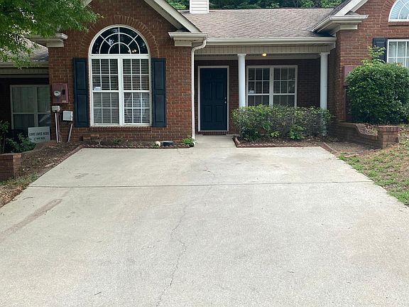 2nd image of 108 Hayesbury Ln #108