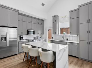 1313 Tillery Ct, Grapevine, TX 76051