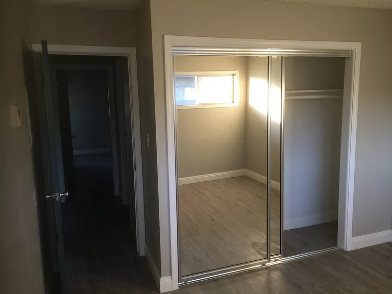 25822-25828 Walnut St — Photo 36